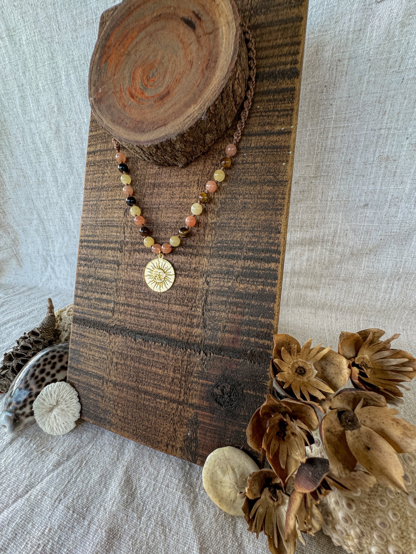 Solace Choker- Gold